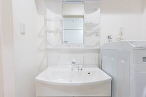 Stella Court Tengachaya