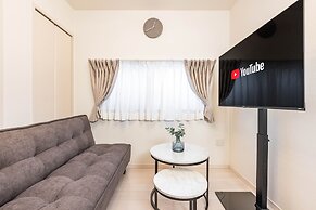 Stella Court Tengachaya