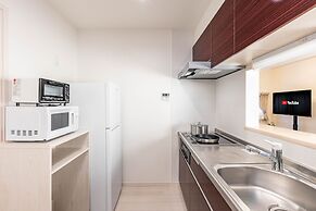 Stella Court Tengachaya