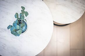 Stella Court Tengachaya