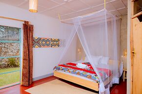 ISANGE PARADISE RESORT