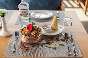 Hotel Crystal Pashupati