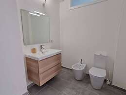 A Casa di Diego-appartamento Fronte Mare Vicino al Centro Storico di C