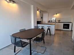 A Casa di Diego-appartamento Fronte Mare Vicino al Centro Storico di C