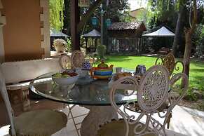 Casa Rubino - Confortevole Casa con Ampio Spazio Esterno e Piscina Pri