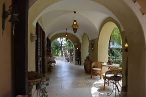 Casa Rubino - Confortevole Casa con Ampio Spazio Esterno e Piscina Pri