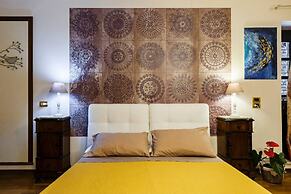 Casa Rubino - Confortevole Casa con Ampio Spazio Esterno e Piscina Pri