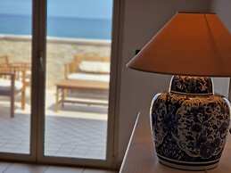 Villa Daniela con Piscina Privata e Discesa a Mare tra Catania e Sirac