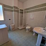 Villa Daniela con Piscina Privata e Discesa a Mare tra Catania e Sirac