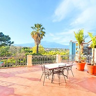 Villa La Timpa con Jacuzzi Privata e Meravigliosa Vista Dell Etna e de