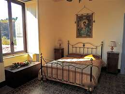 Villa Bonaccorso Casale-splendida Villa Immersa Nella Natura ai Piedi 