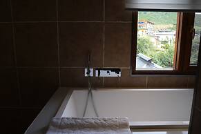 Shujia wengmacuozangshidujiazhuangyuan