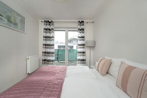 Apartment Near the River by Renters