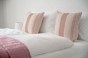 Apartment Near the River by Renters