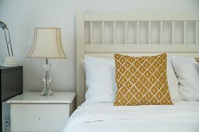 Deluxe 2Bed Duplex Apartment & parking