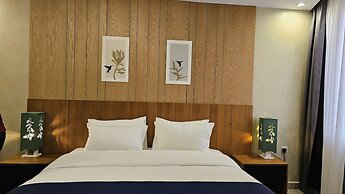 Grik Hotel - Entebbe