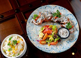 Grik Hotel - Entebbe