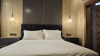 Grik Hotel - Entebbe