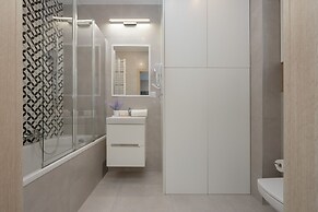 Komputerowa Studio Warsaw by Renters