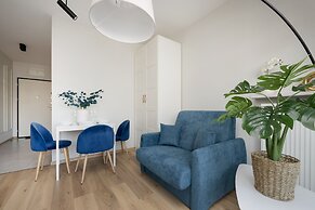 Komputerowa Studio Warsaw by Renters