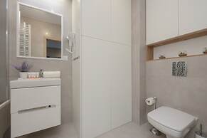 Komputerowa Studio Warsaw by Renters