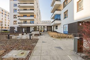 Komputerowa Studio Warsaw by Renters