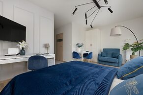 Komputerowa Studio Warsaw by Renters