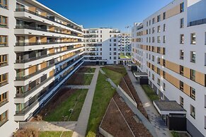 Komputerowa Studio Warsaw by Renters