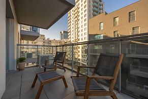 Subtle Apartment in Warsaw by Renters