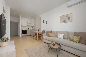 Subtle Apartment in Warsaw by Renters