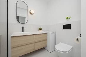 Subtle Apartment in Warsaw by Renters
