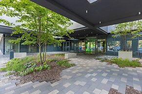 Subtle Apartment in Warsaw by Renters