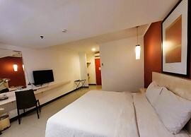 NamRoom.id Hotel at Glodok Plaza
