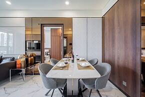 Bluesky Metropole Galleria Luxury