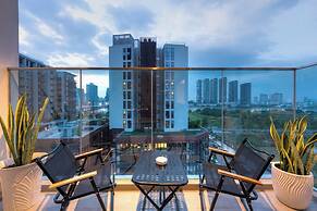Bluesky Metropole Galleria Luxury