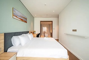 Bluesky Metropole Galleria Luxury