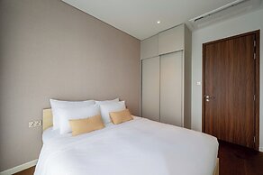 Bluesky Metropole Galleria Luxury