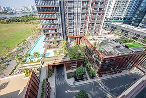 Bluesky Metropole Galleria Luxury