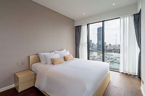 Bluesky Metropole Galleria Luxury