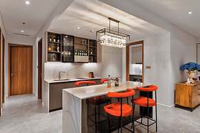 Bluesky Metropole Galleria Luxury