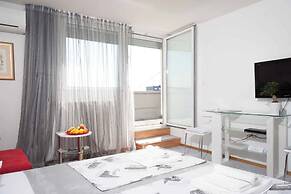 New Cozy Penthouse With Panoramic View