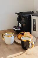 Apartment for 6 in the Heart of Warsaw