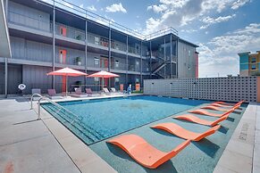 Pet-friendly New Braunfels Condo w/ Shared Pool!