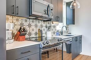 Pet-friendly New Braunfels Condo w/ Shared Pool!