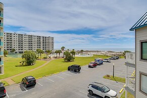 Gulf Shores Condo w/ Balcony + Ocean Views!