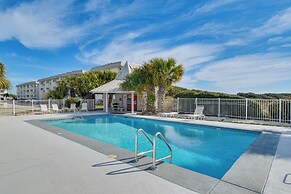 Gulf Shores Condo w/ Balcony + Ocean Views!