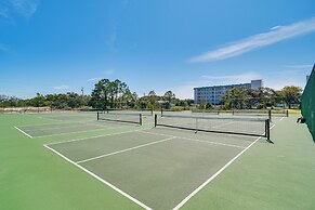 Gulf Shores Condo w/ Balcony + Ocean Views!