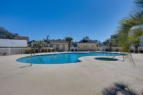 North Myrtle Beach Condo w/ Sunroom: Walk to Beach