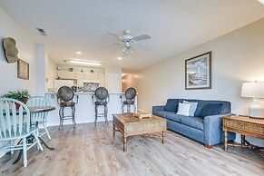 North Myrtle Beach Condo w/ Sunroom: Walk to Beach