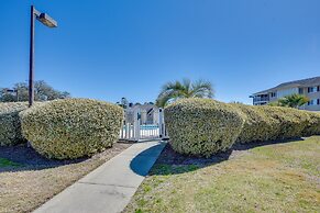 North Myrtle Beach Condo w/ Sunroom: Walk to Beach